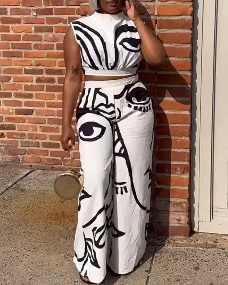 

Figure Print Crop Top & Wide Leg Pants Set, White