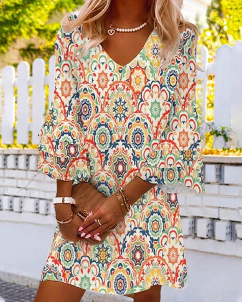 

Tribal Print Bell Sleeve Casual Dress, Multicolor