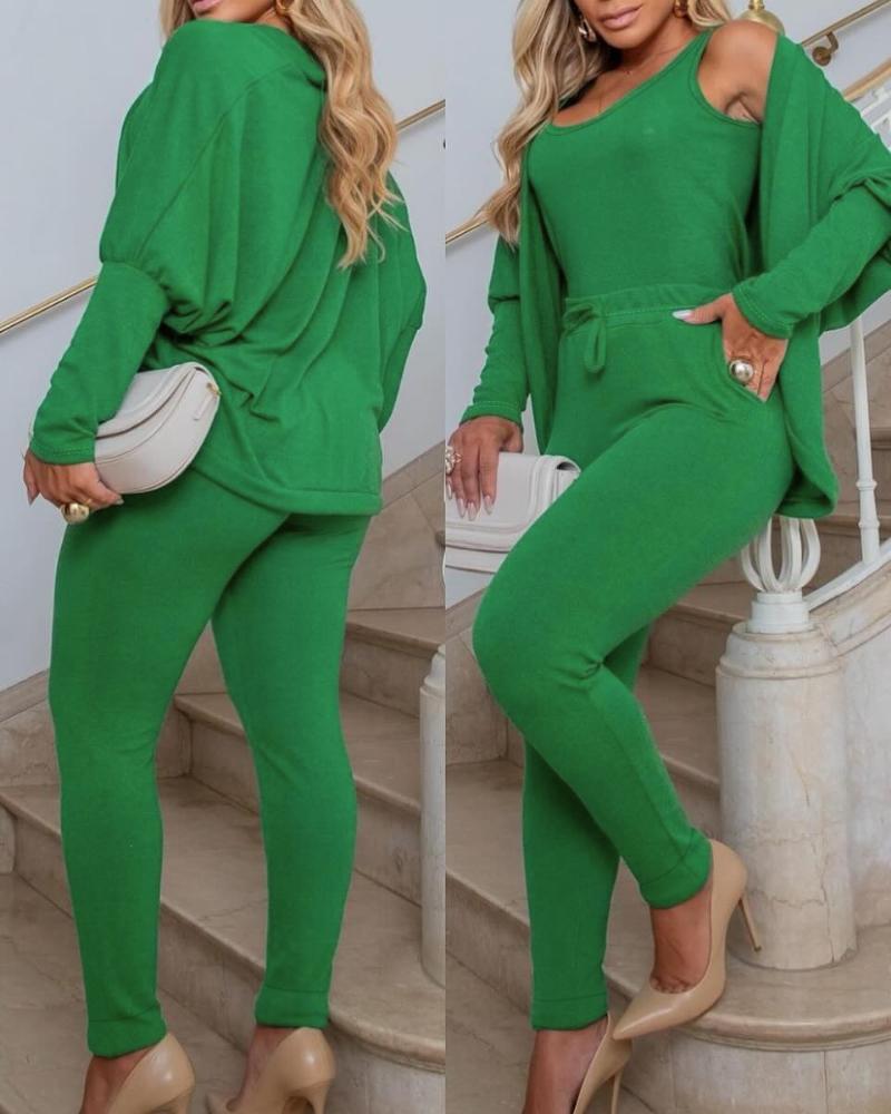 

Conjunto de camiseta sin mangas con cuello en U y pantalones con diseño de bolsillo y abrigo con manga de murciélago, Green