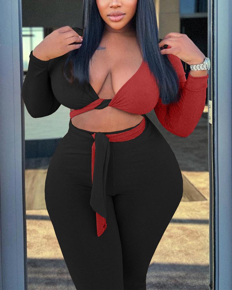 

Plus Size Colorblock Tied Detail Crop Top & Pants Set, Black