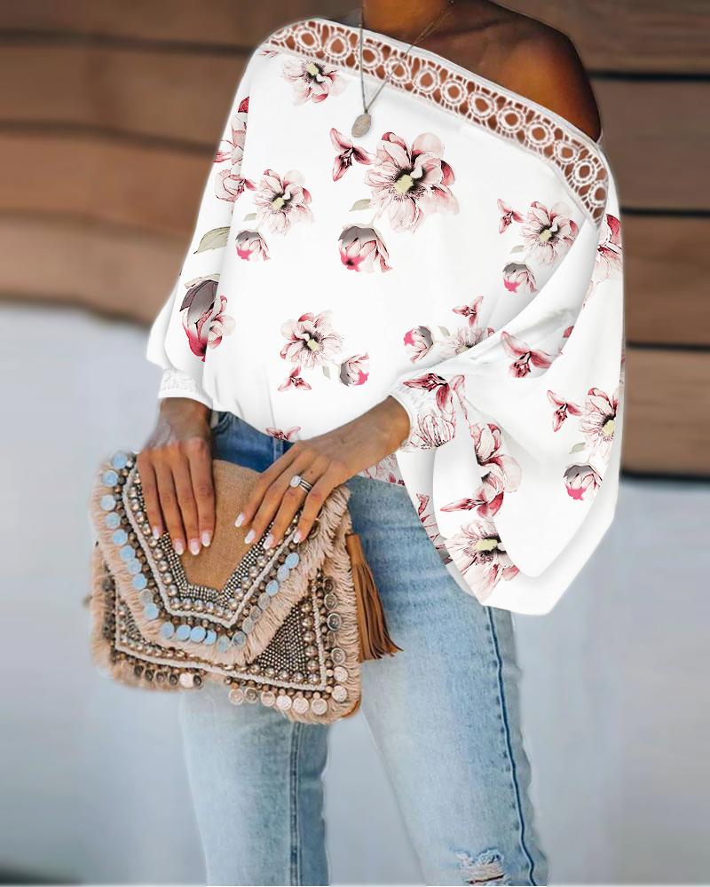 

Floral Print Contrast Lace Lantern Sleeve Top, White
