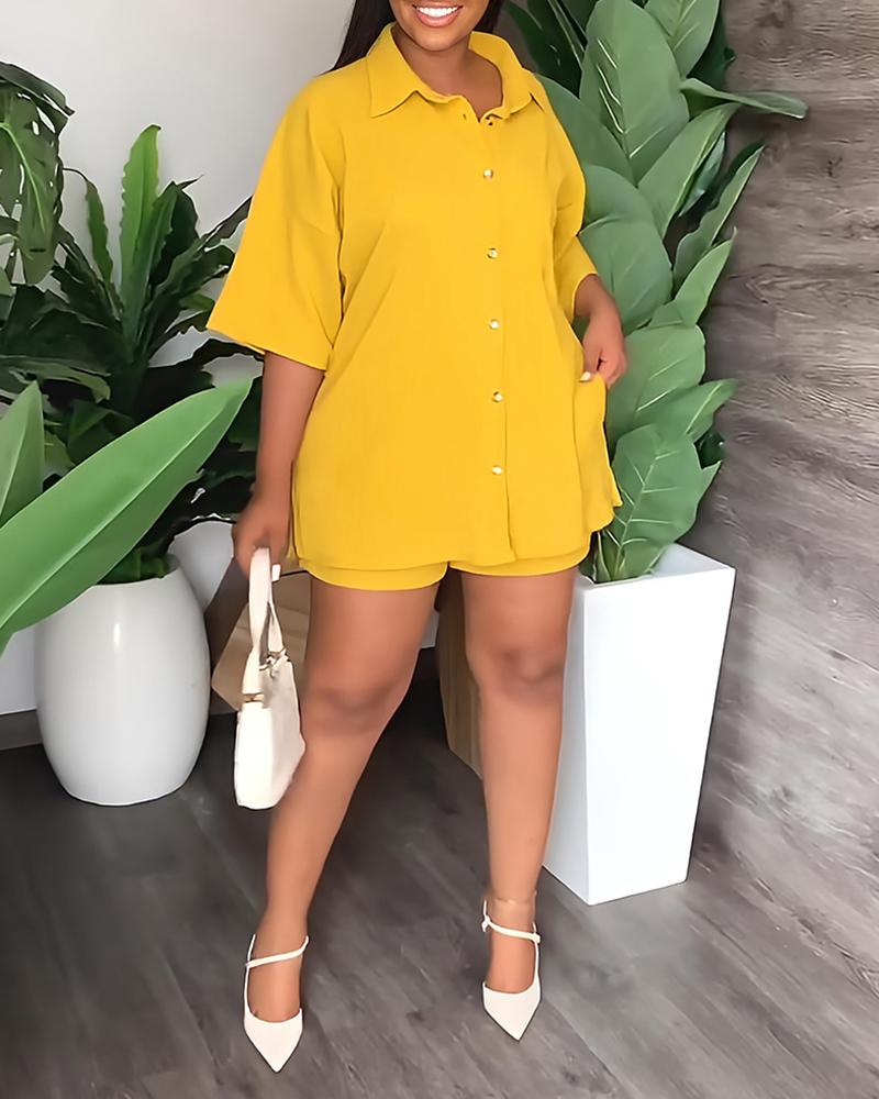 

Turn-down Collar Buttoned Top & Shorts Set, Yellow