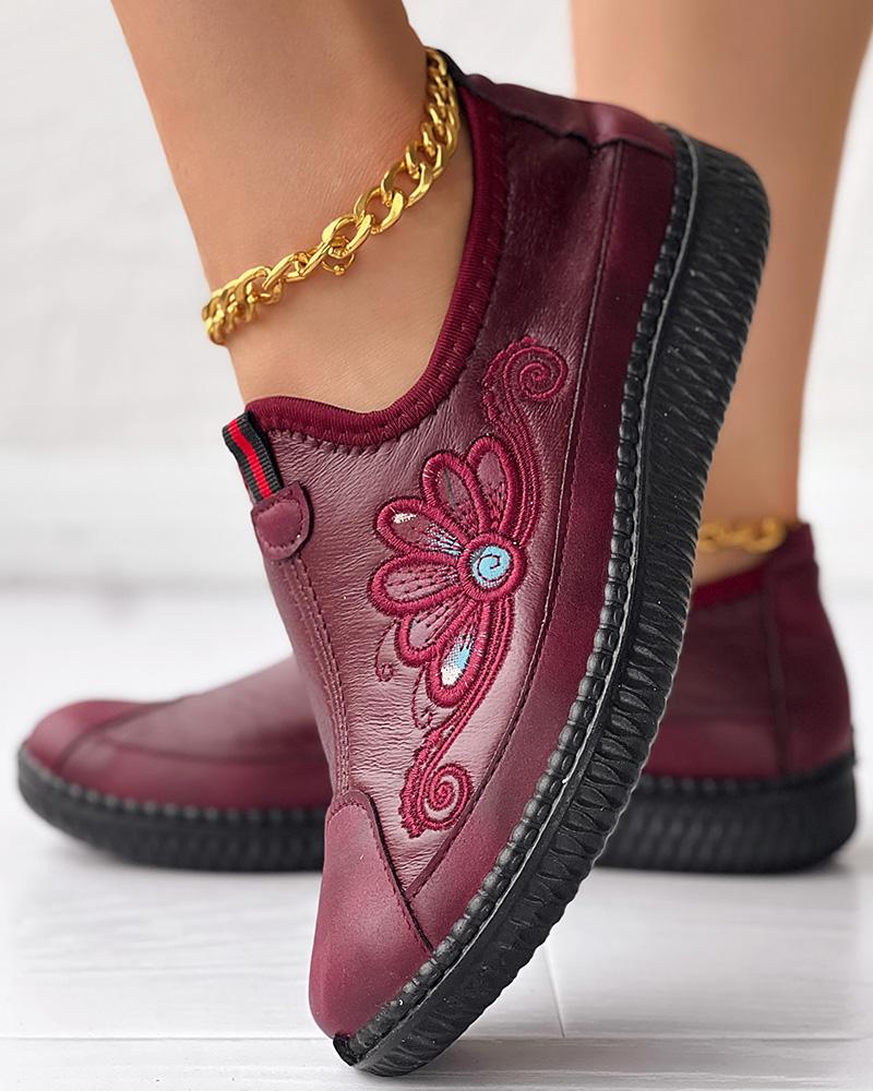 

Vintage Floral Embroidery Slip On Casual Loafers, Wine red