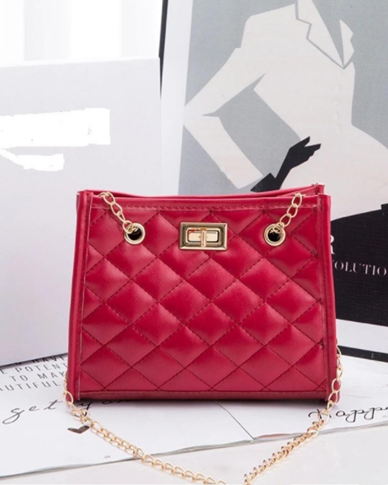 

Quilted Twist Lock Chain Strap Shoulder Bag, Red