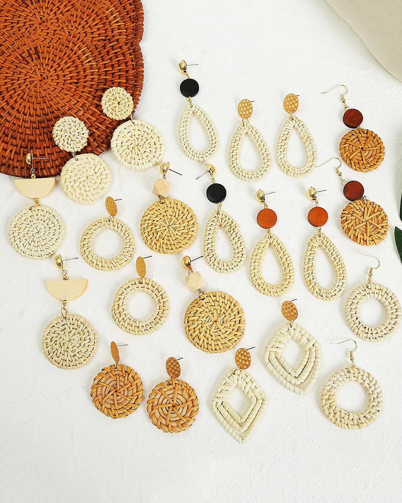 

1Pair Exaggerate Braided Geometric Pattern Earrings, Style1