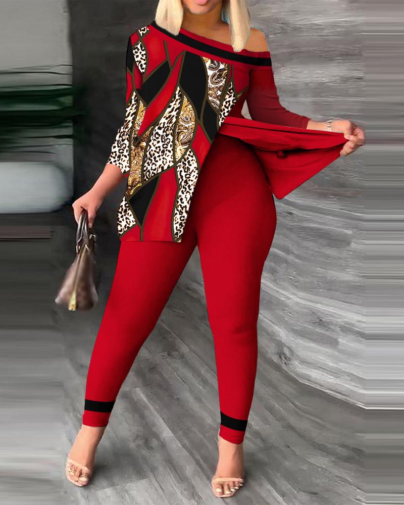 

Plus Size Baroque Leopard Print Skew Neck Top & Pants Set, Red