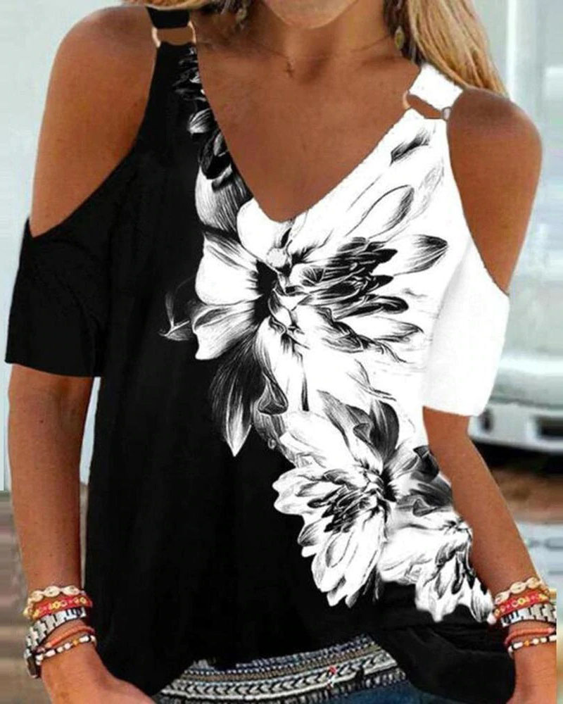 

Floral Print Colorblock O-Ring Cold Shoulder Top, Black