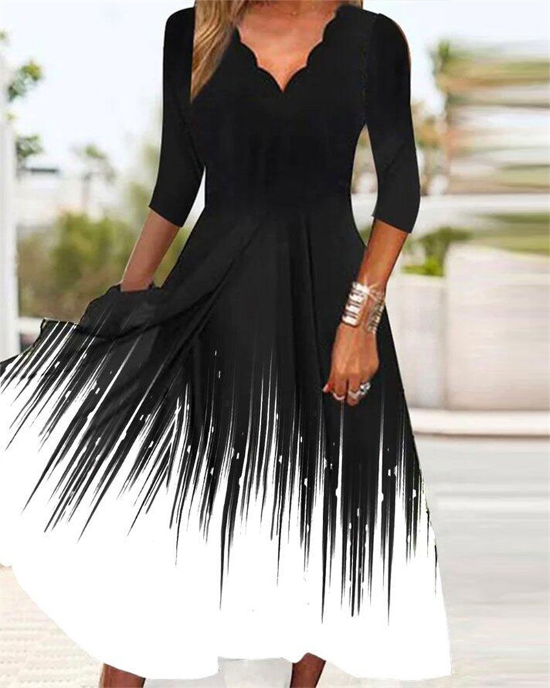 

Colorblock Scallop Trim V-Neck Casual Dress, Black