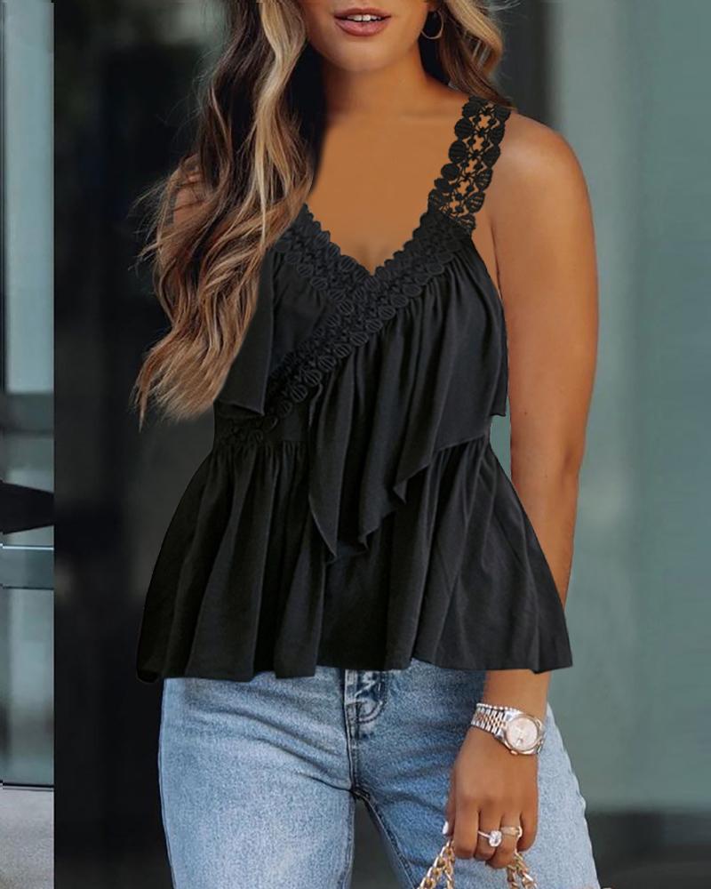 

Guipure Cami Ruffle Hem Little Blouse, Black