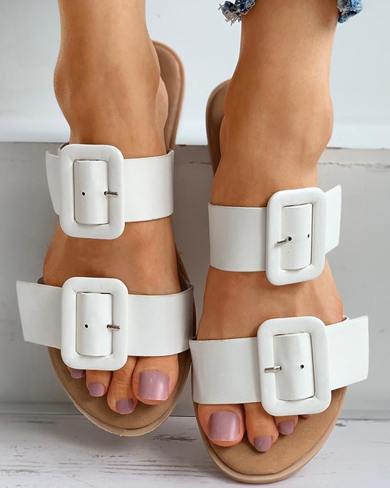 

Eyelet Buckled Solid Casual Flat Sandals, White