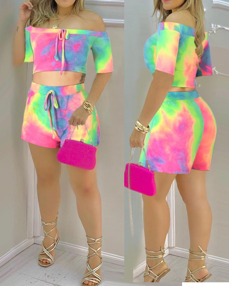 

Tie Dye Short Sleeve Skinny Cropped Blouse With Shorts Suit Set, Multicolor