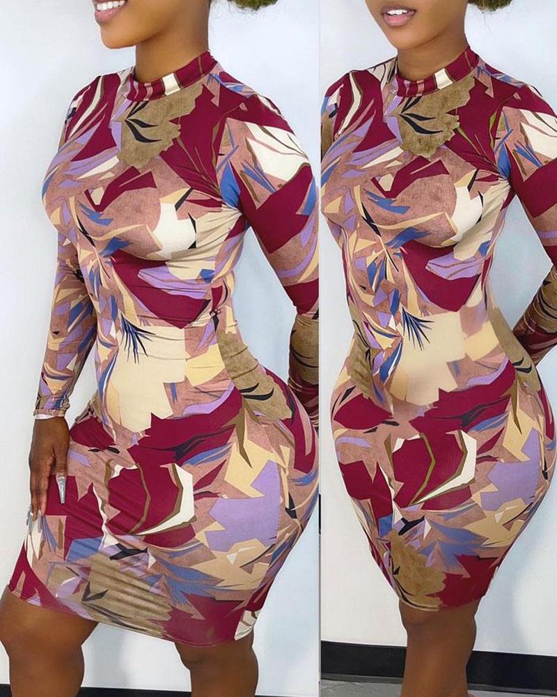

Abstract Print Long Sleeve Bodycon Dress, Dark red