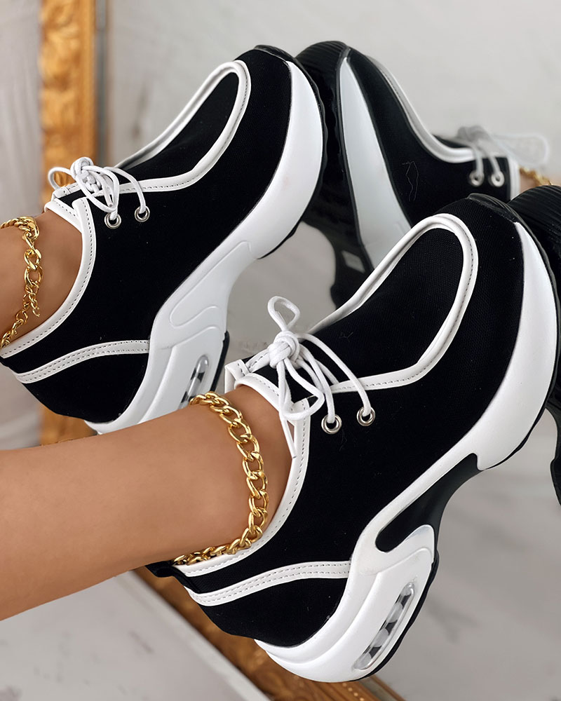

Contrast Paneled Lace-up Platform Sneakers, Black
