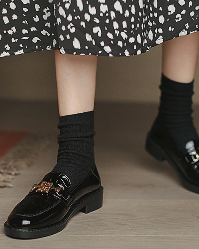 

Round-toe Lacquered Leather Splicing Buckle Loafers, Black