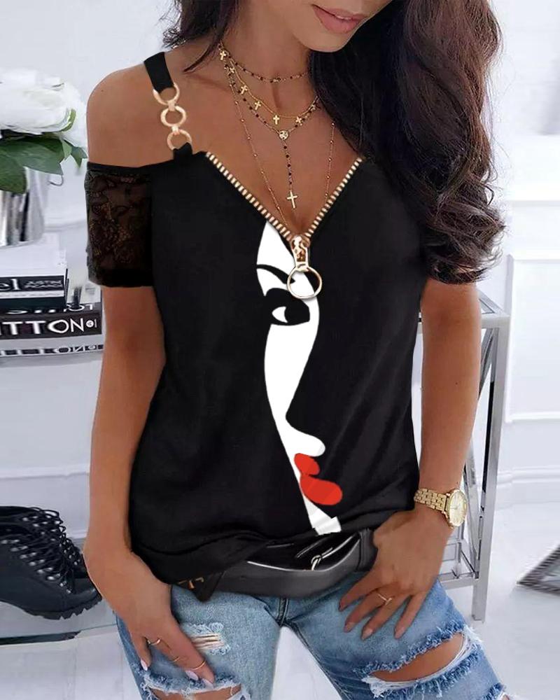 

Abstract Figure Contrast Lace Cold Shoulder Top, Black