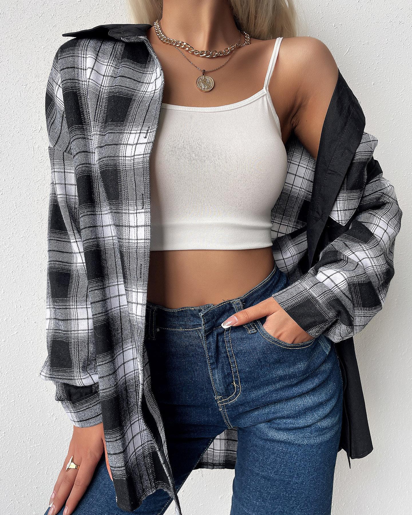 

Plaid Print Colorblock Buttoned Pocket Design Top, Black