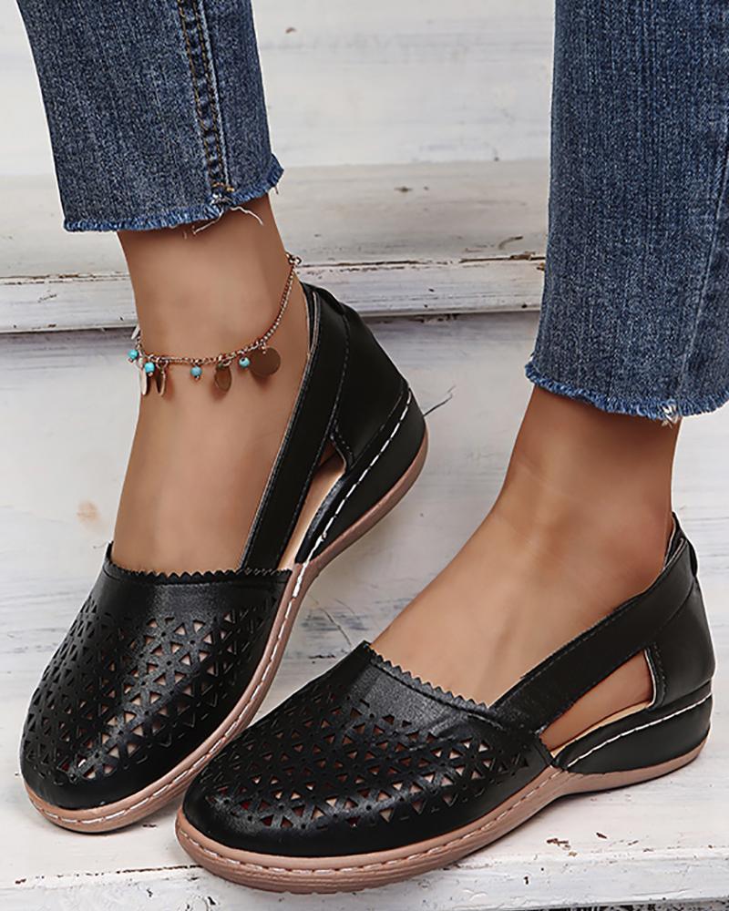 

Hollow Out Round Toe Slip On Sandals, Black