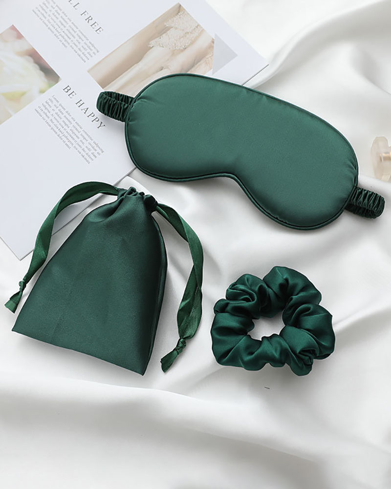 

3pcs Silk Sleep Mask & Scrunchie & Drawstring Storage Bag Set, Green