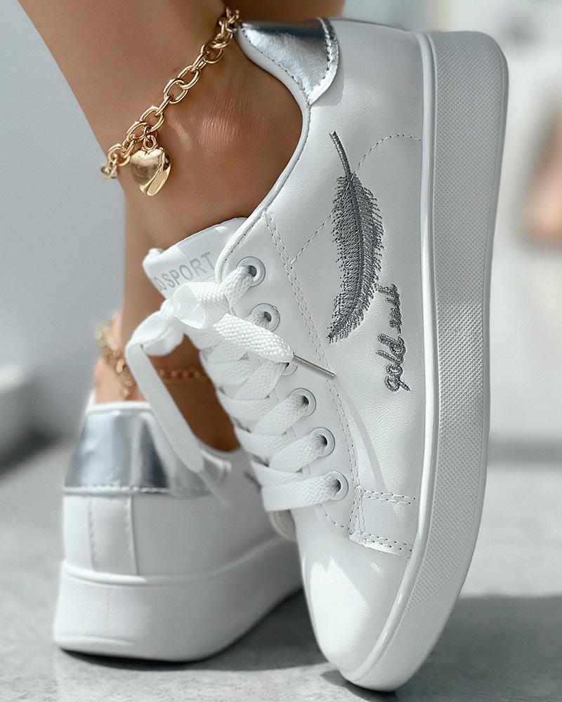 

Leaf Embroidery Lace-up Sneakers, White&silver