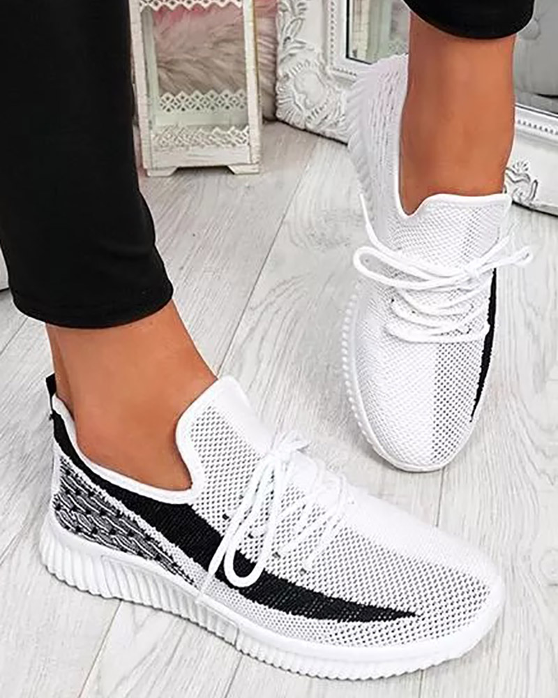

Breathable Lace-up Contrast Paneled Knit Sneakers, White&black