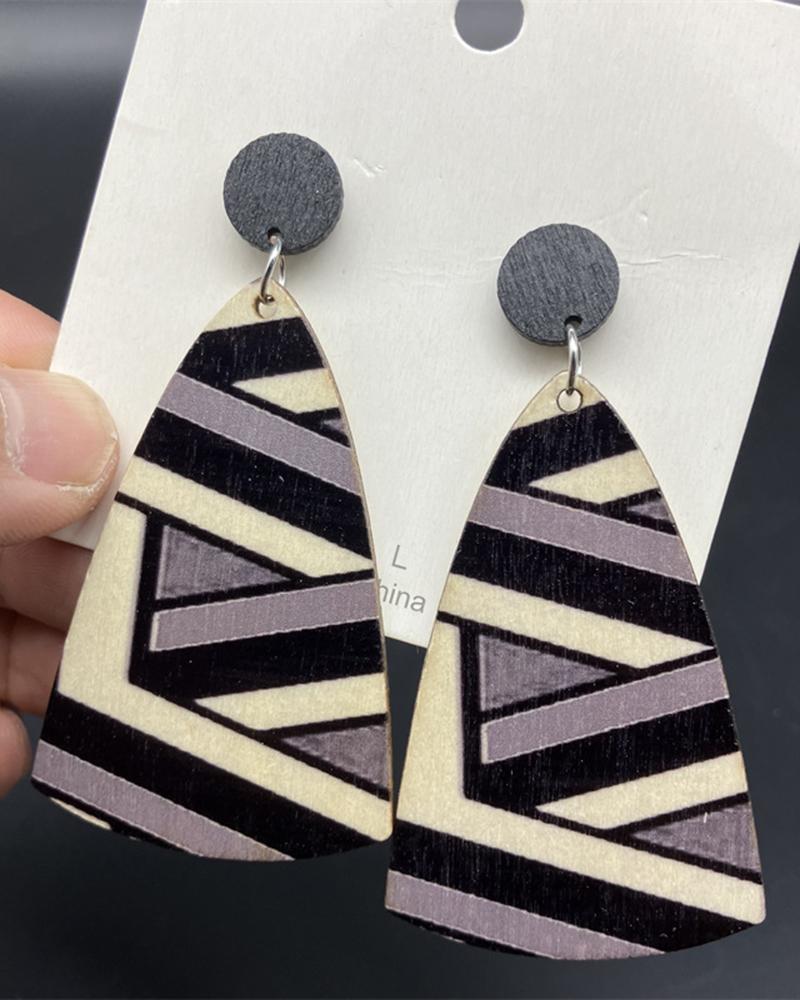 

1Pair Geometric Triangle Shaped Drop Earrings, Black