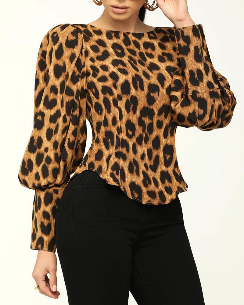 

Lantern Sleeve Cheetah Print Slit Top, Leopard