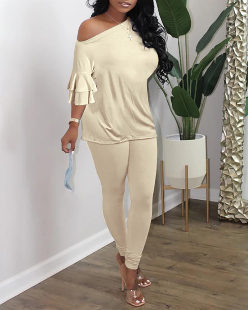 

Layered Ruffles Bell Sleeve Top & Pants Set, Beige
