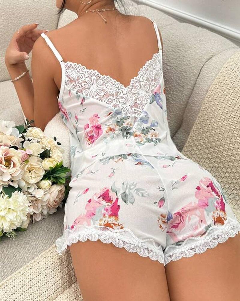 

Conjunto de camisola para dormir con ribete de encaje y estampado floral, White