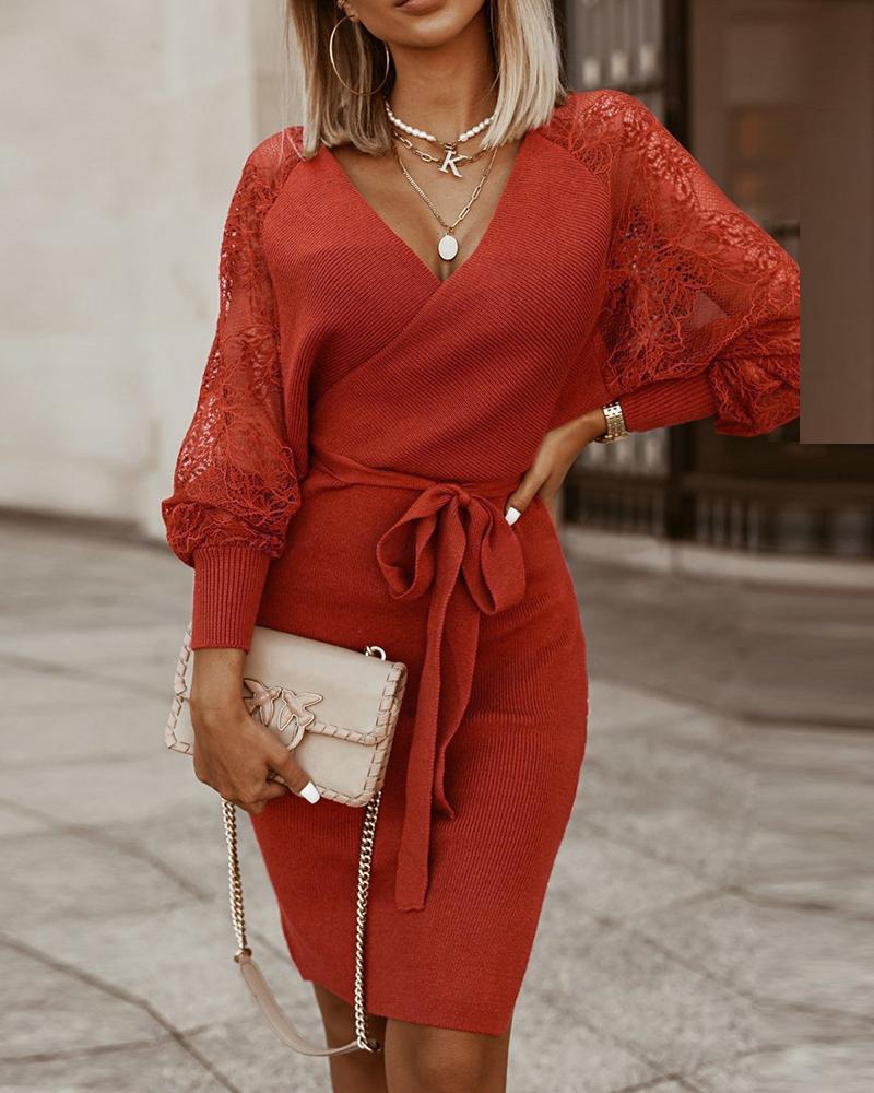 

Contrast Lace Batwing Sleeve Split Hem Sweater Dress, Red