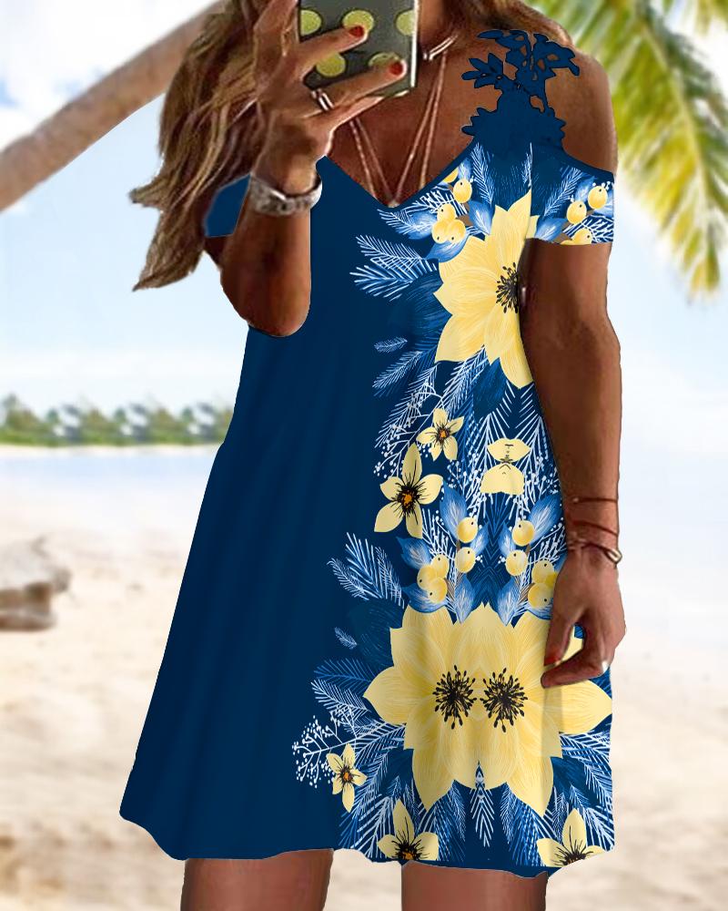 

Plus Size Tropical Print Lace Patch Casual Dress, Blue