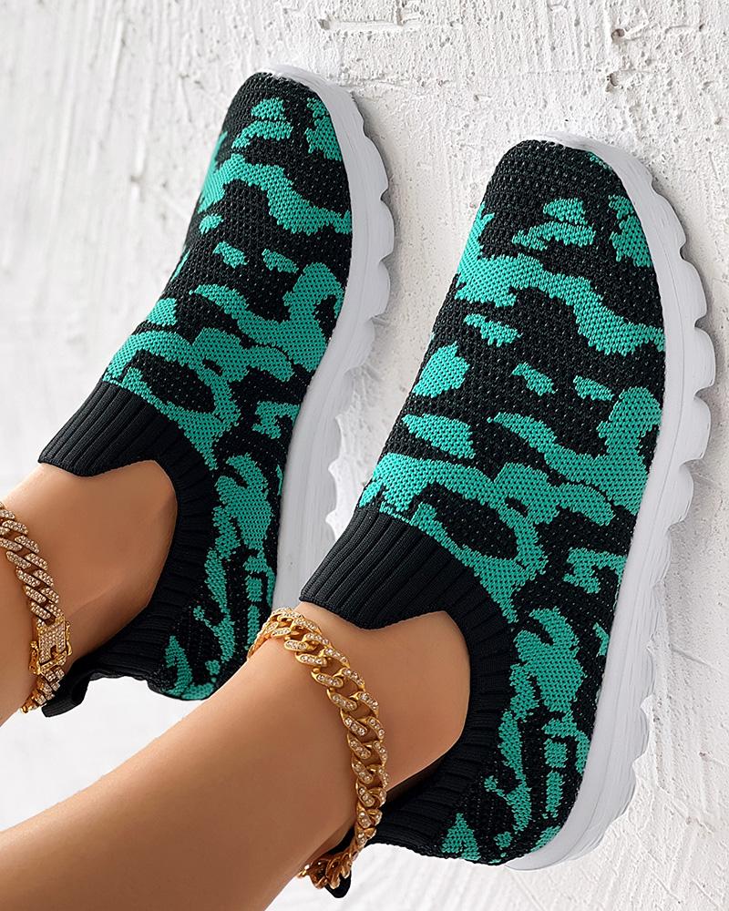 

Colorblock Slip On Casual Knit Sneakers, Green