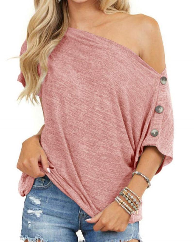 

Cold Shoulder Button Design T-shirt, Pink
