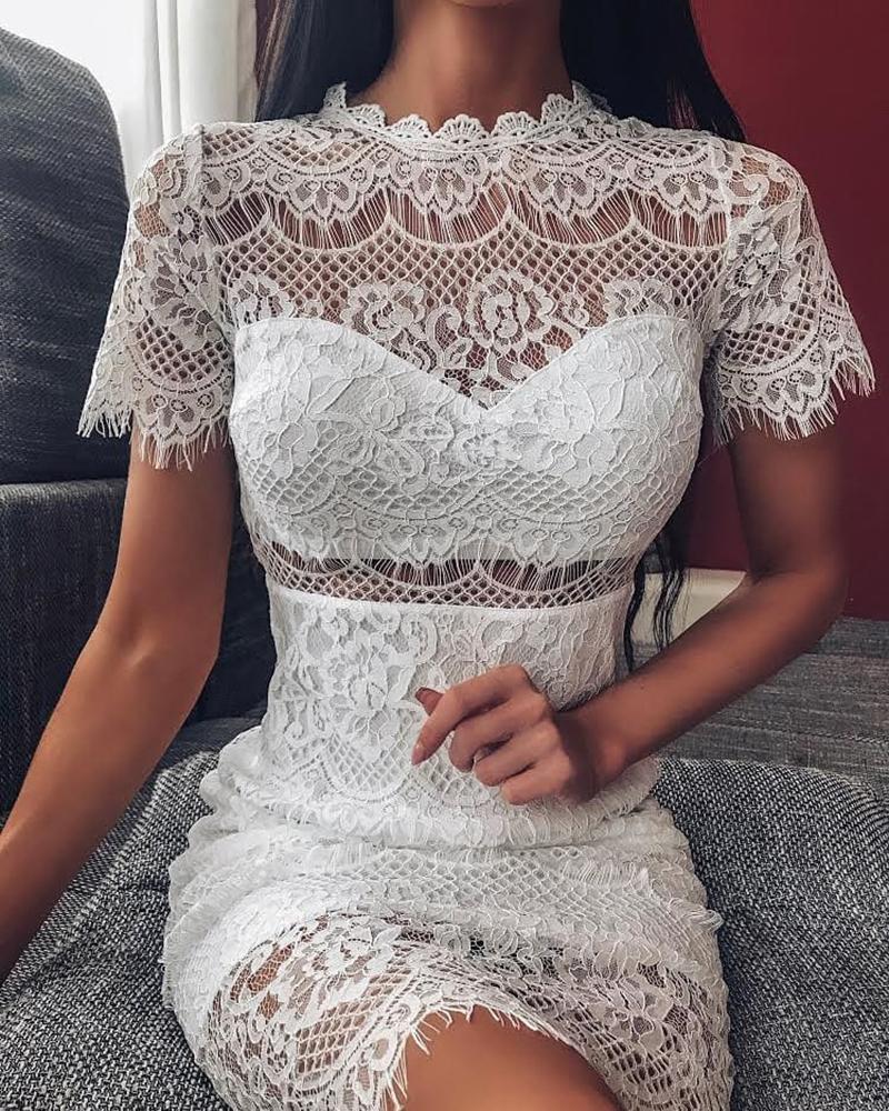 

Short Sleeve Eyelash Lace Dress, White