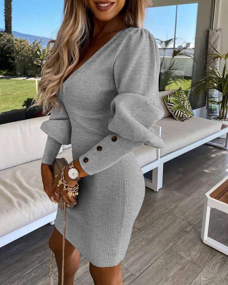 

Puff Gigot Sleeve Buttoned Knit Bodycon Dress, Gray