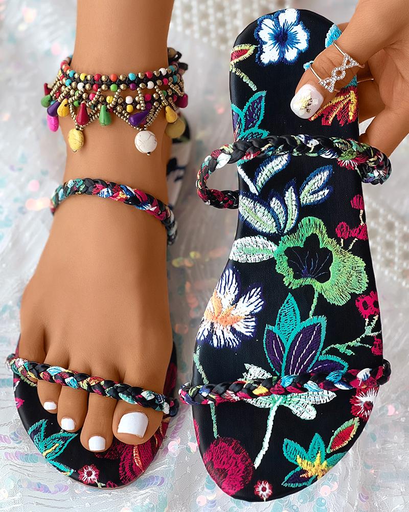 

Double Strap Floral Pattern Slippers, Black