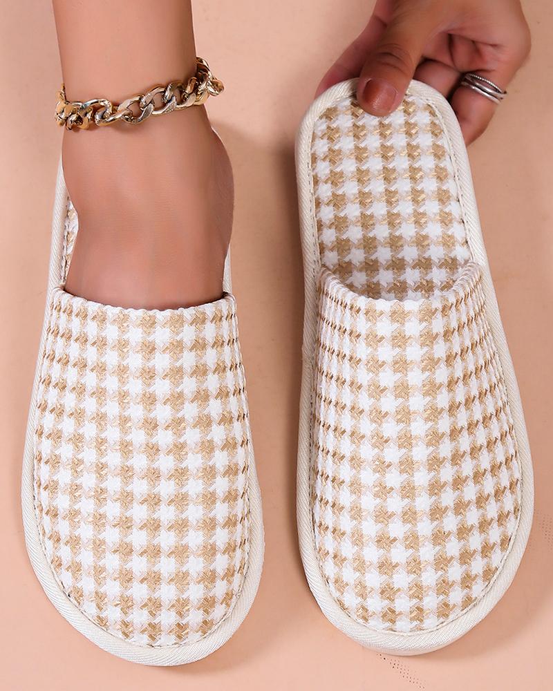 

Houndstooth Pattern Round Toe Soft Slippers, Beige