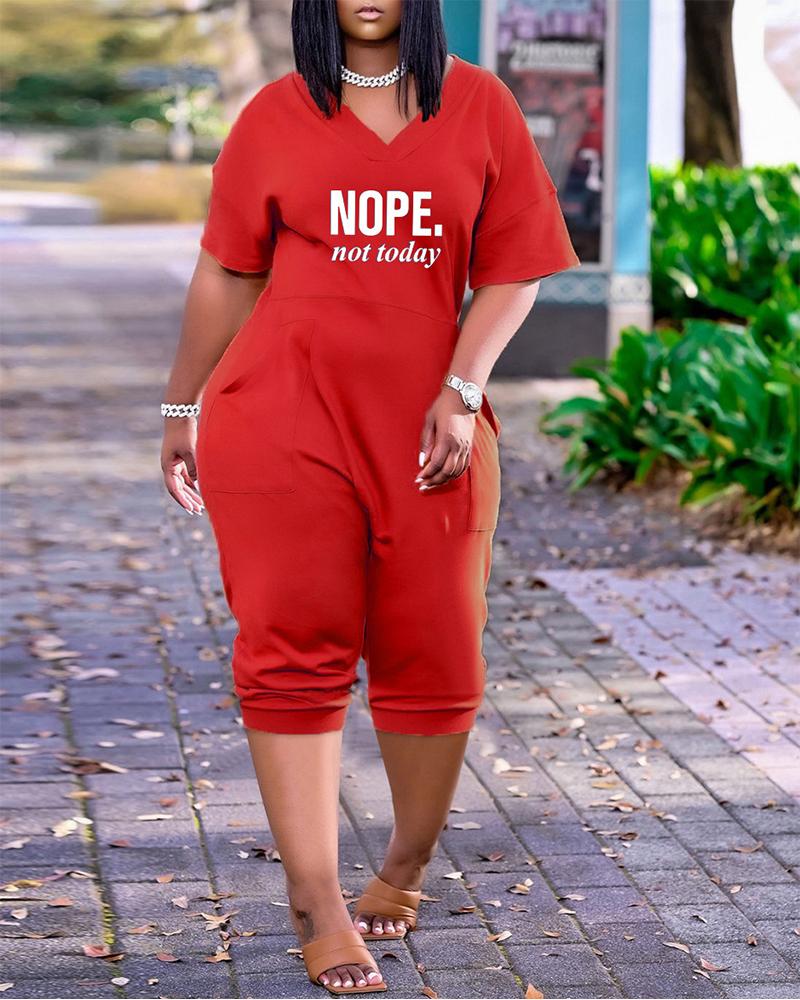 

Pocket Decor Letter Print Casual Jumpsuit, Red