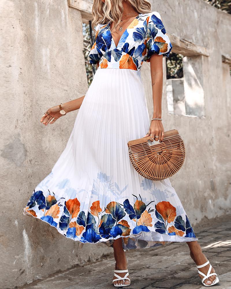 

Vestido plissado de manga curta com estampa de plantas, White