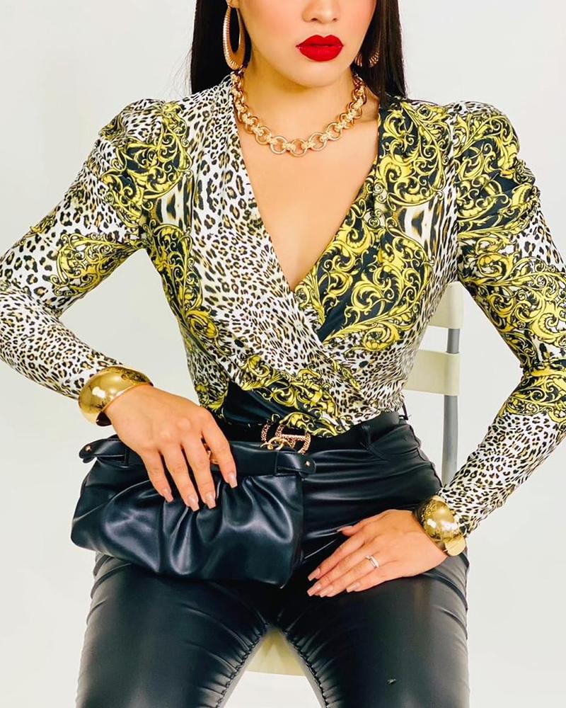 

Baroque Print V-Neck Long Sleeve Skinny Bodysuit, Multicolor