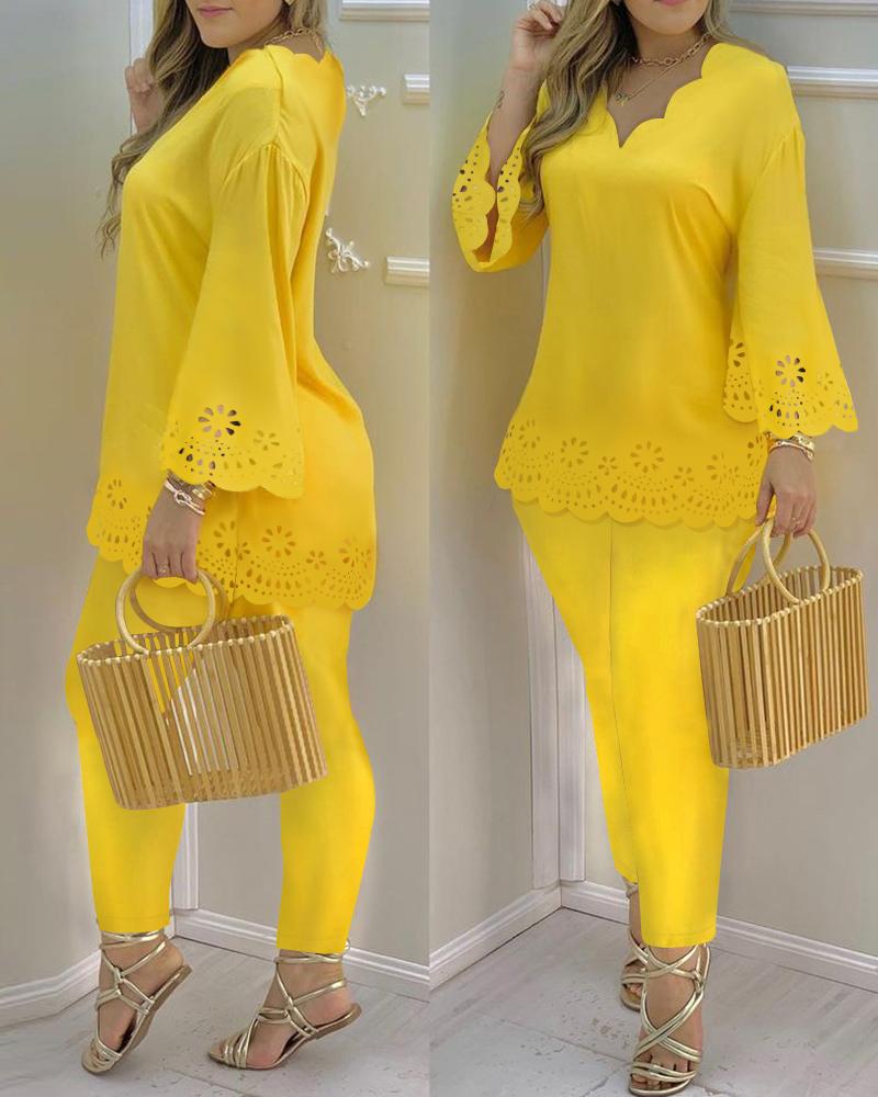 

Hollow Out Scallop Trim Bell Sleeve Top & Pants Set, Yellow