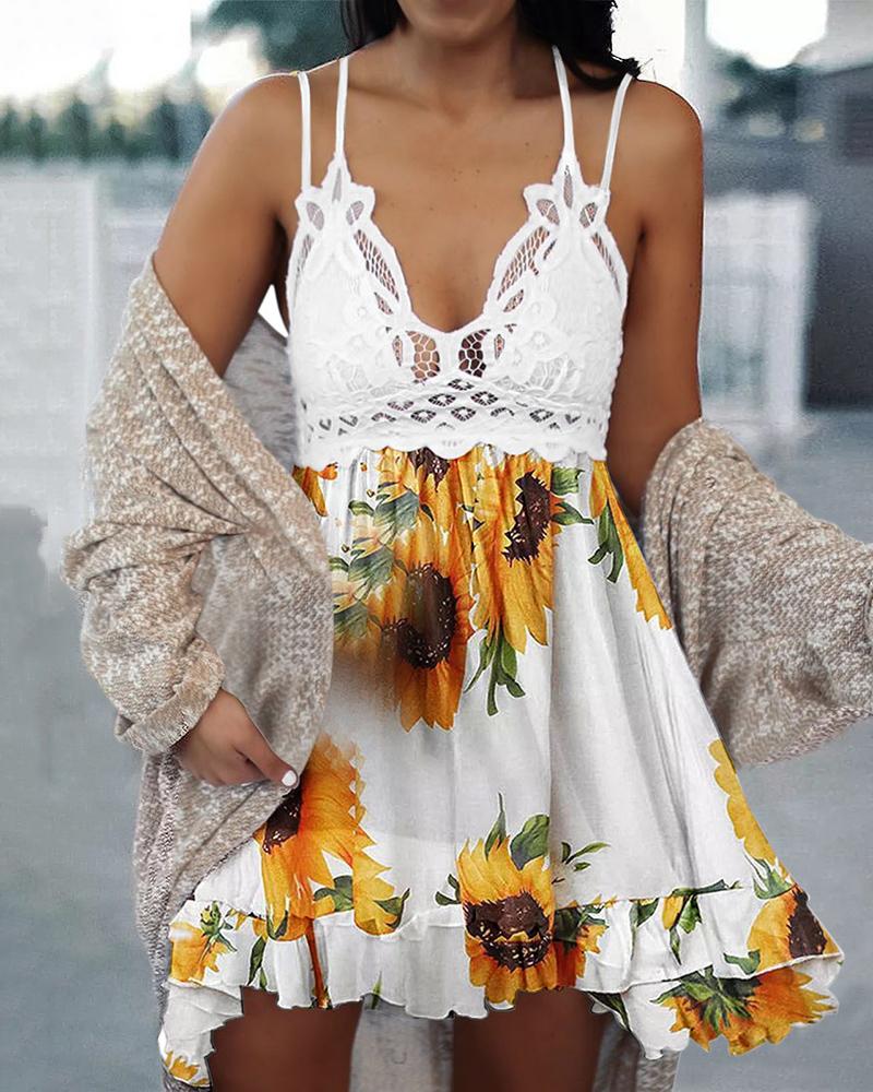 

Ruffles Sunflower Print Double Strap Casual Swing Dress, White