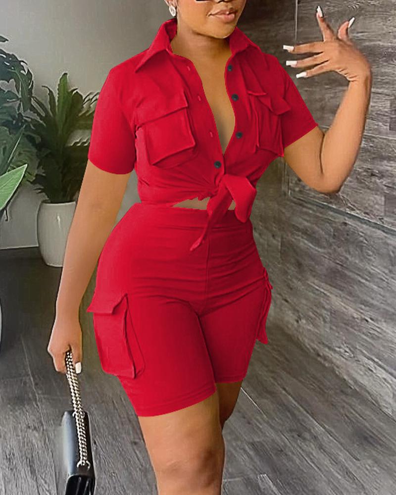 

Buttoned Crop Top & High Waist Shorts Set, Red