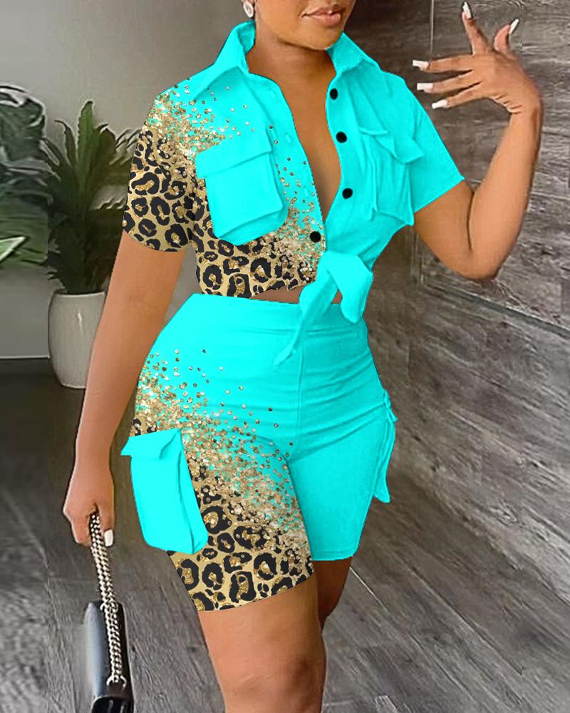 

Contrast Leopard Print Top & High Waist Shorts Set, Blue