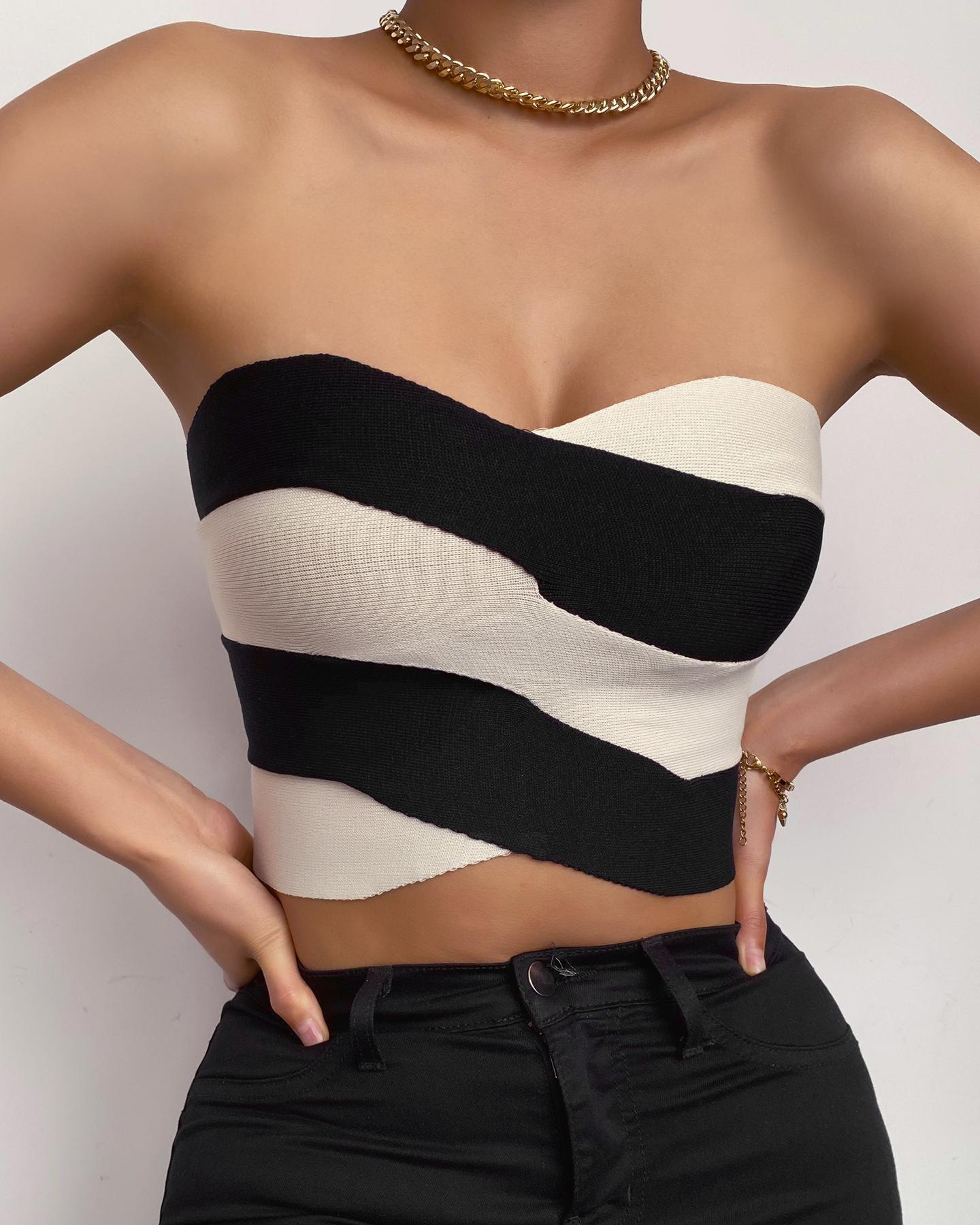 

Striped Print Off Shoulder Zipper Design Crop Sleeveless Top, Black