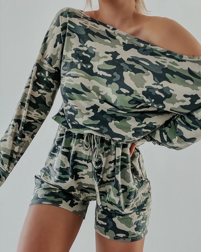 

Camouflage Print One Shoulder Romper, Army green