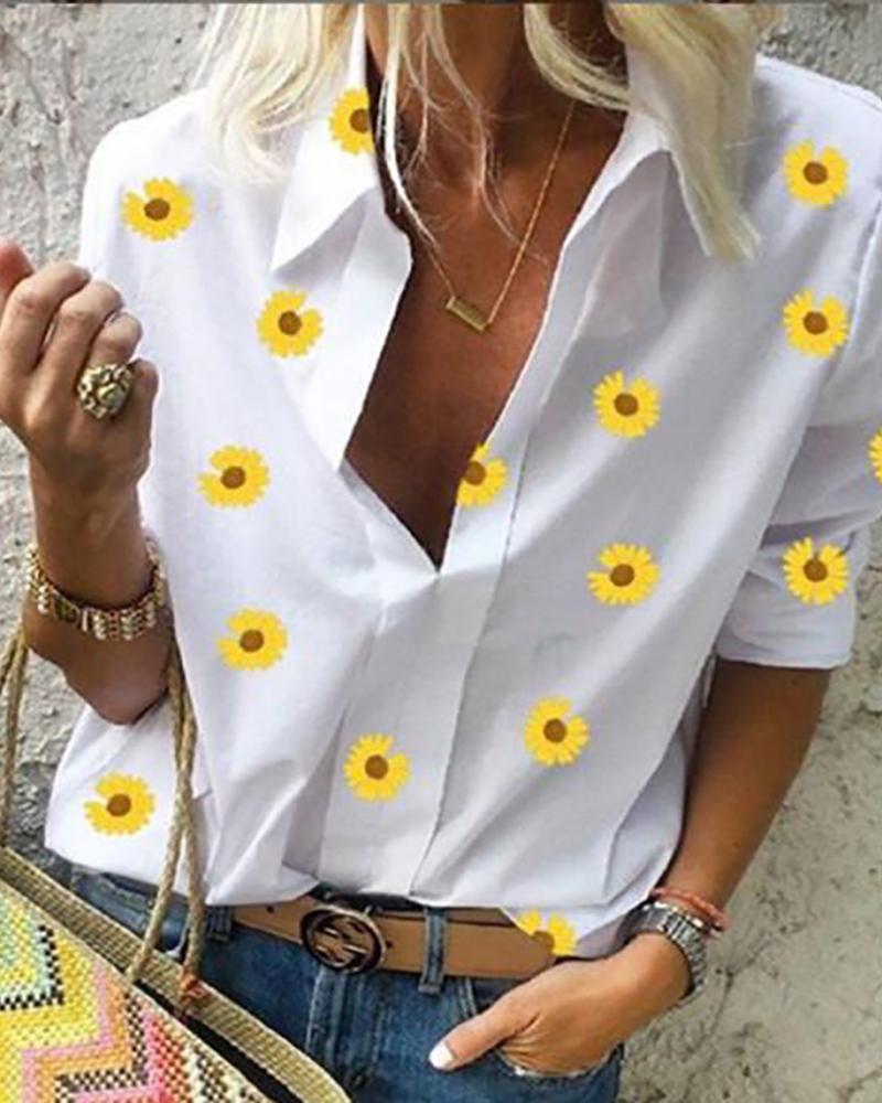 

Daisy Print Button Design Casual Shirt, White