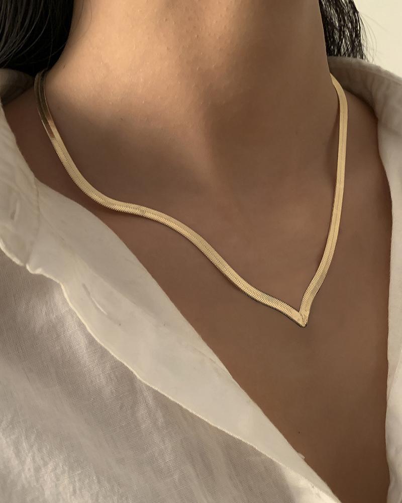 

Vintage V Shaped Herringbone Necklace, Gold