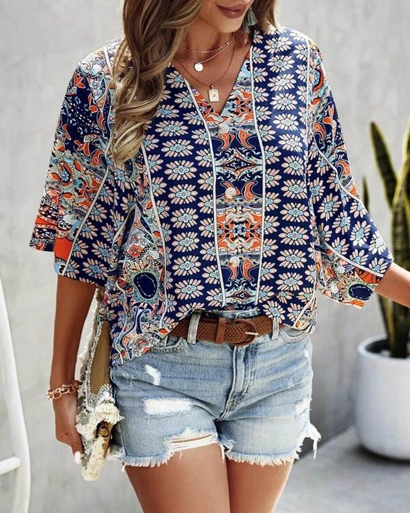 

Tribal Print Button Front Top, Blue