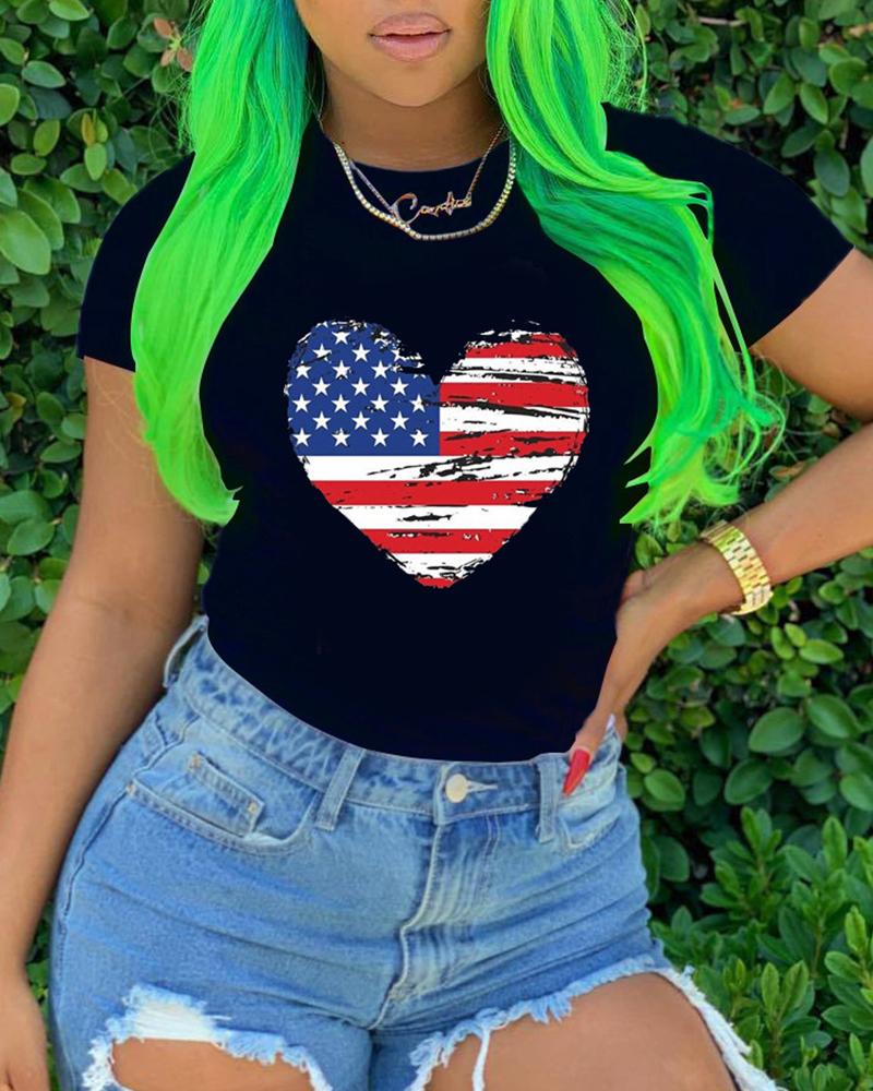 

Flag Print Heart Pattern Casual T-shirt, Black