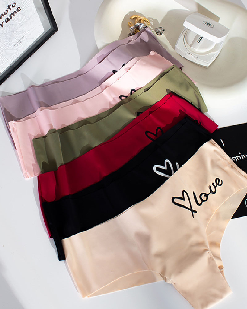 

Letter Heart Print Breathable Seamless Panty, Apricot